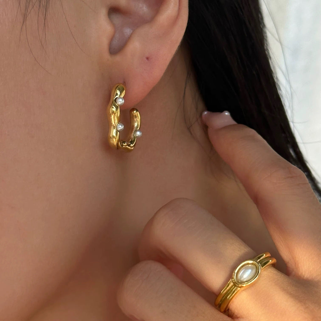 Airlie Earrings
